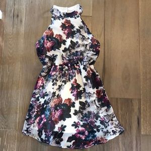 Ava & Yelly (from Nordstrom) mock neck floral dress. Girls size 8.